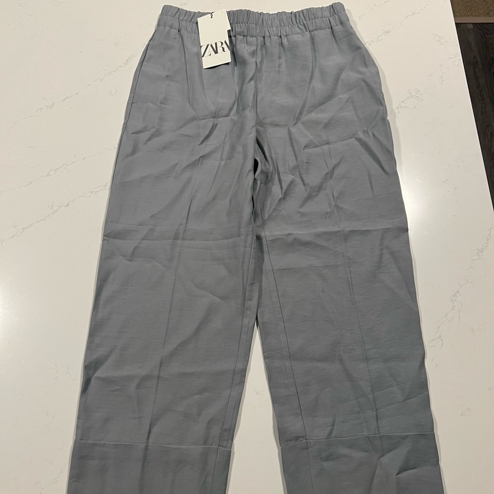 Zara Women’s Cropped Pants